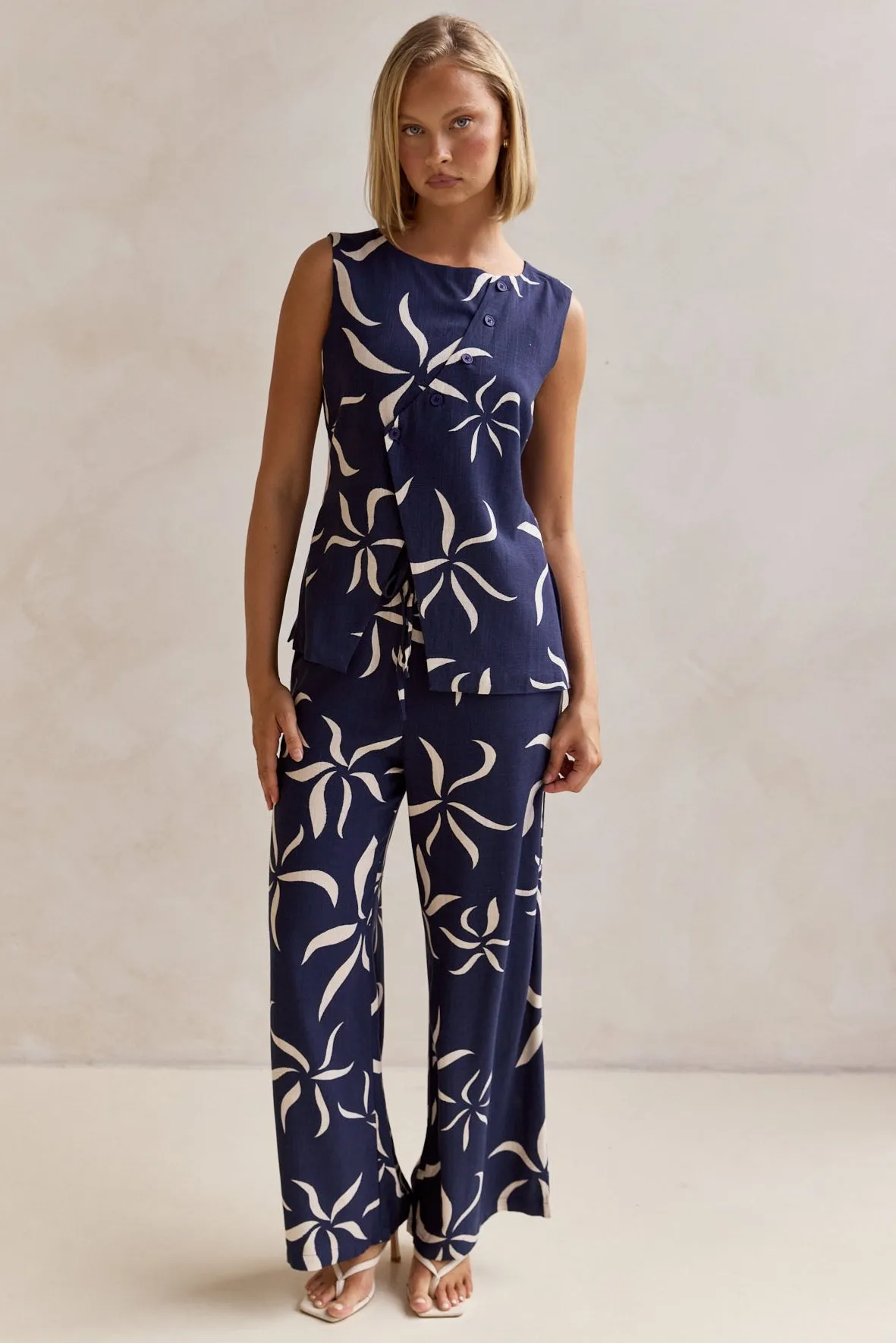 Ayana Vest (Navy)