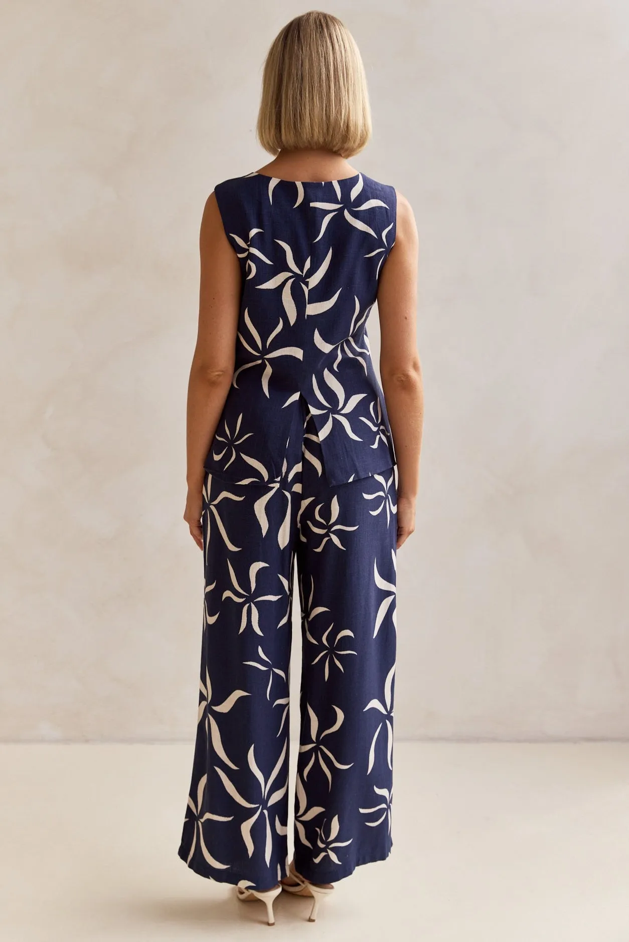 Ayana Vest (Navy)