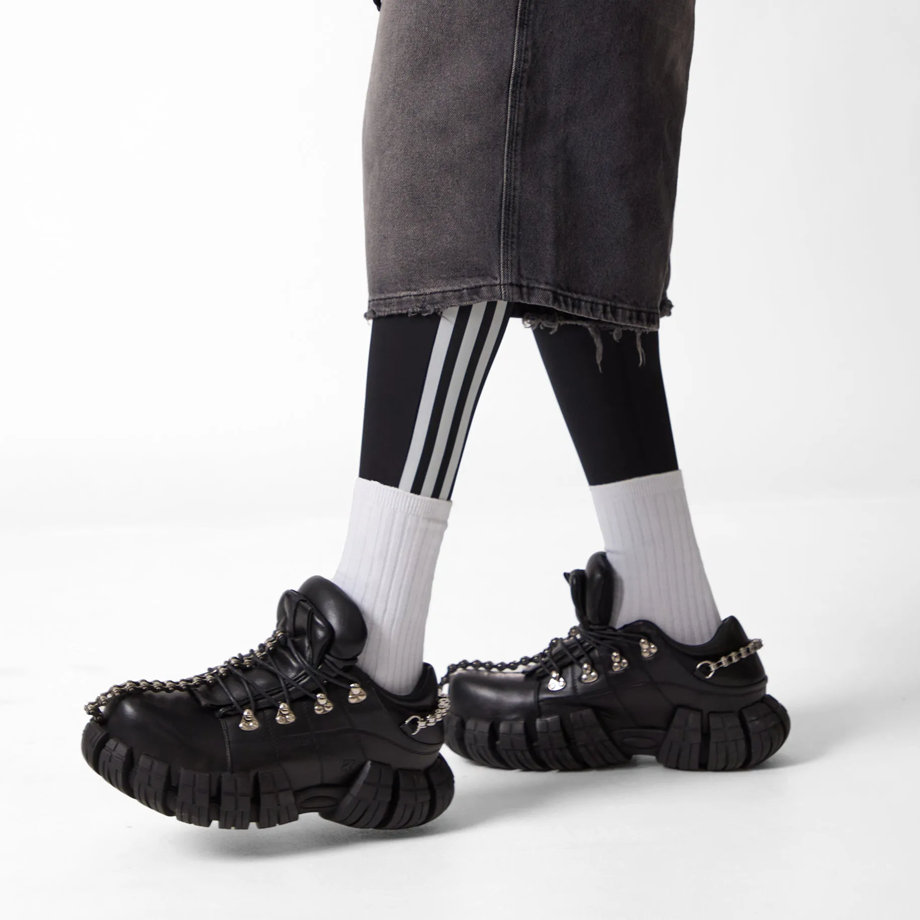 Invading Rapture 'Octo' Men's Bike Chain Trainers