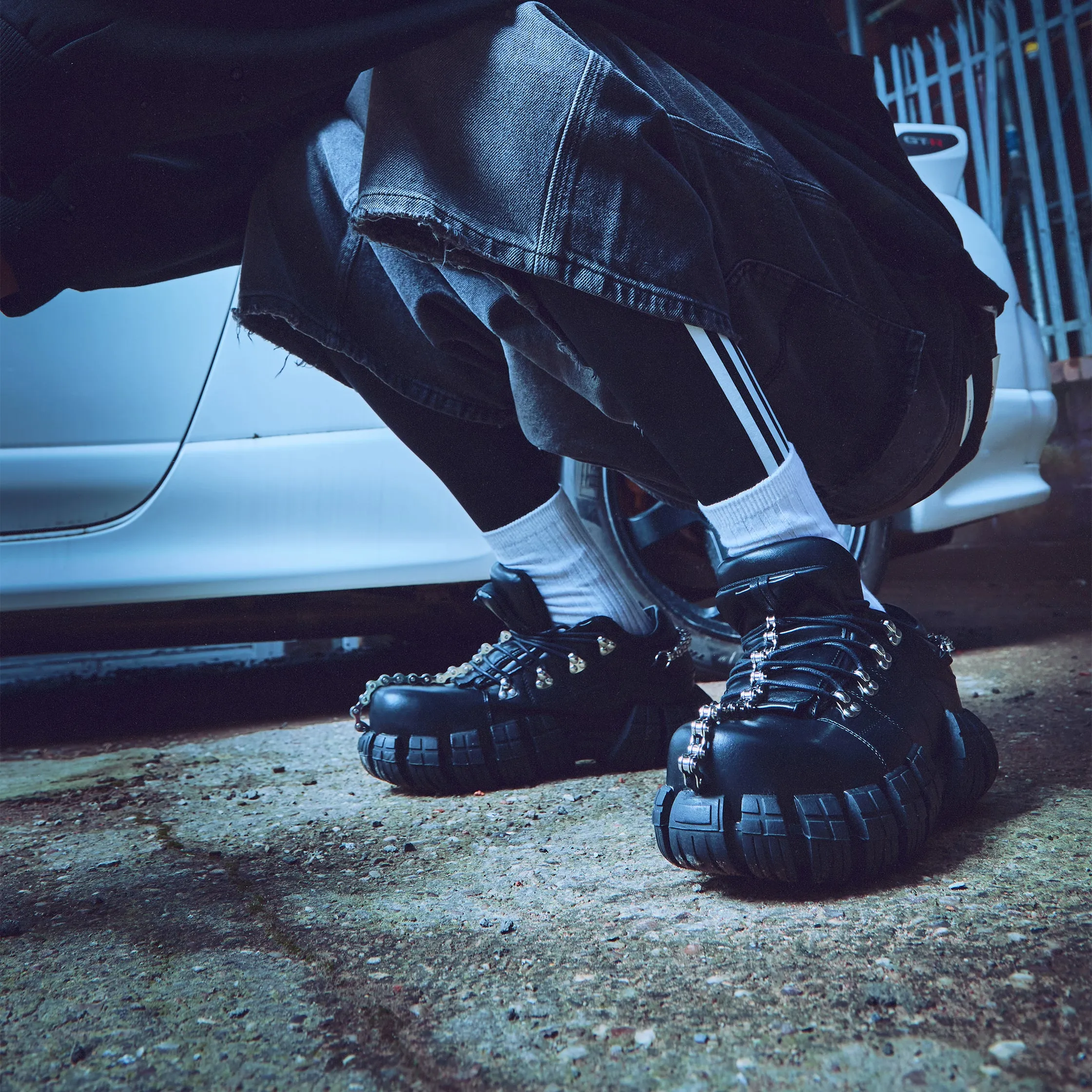 Invading Rapture 'Octo' Men's Bike Chain Trainers