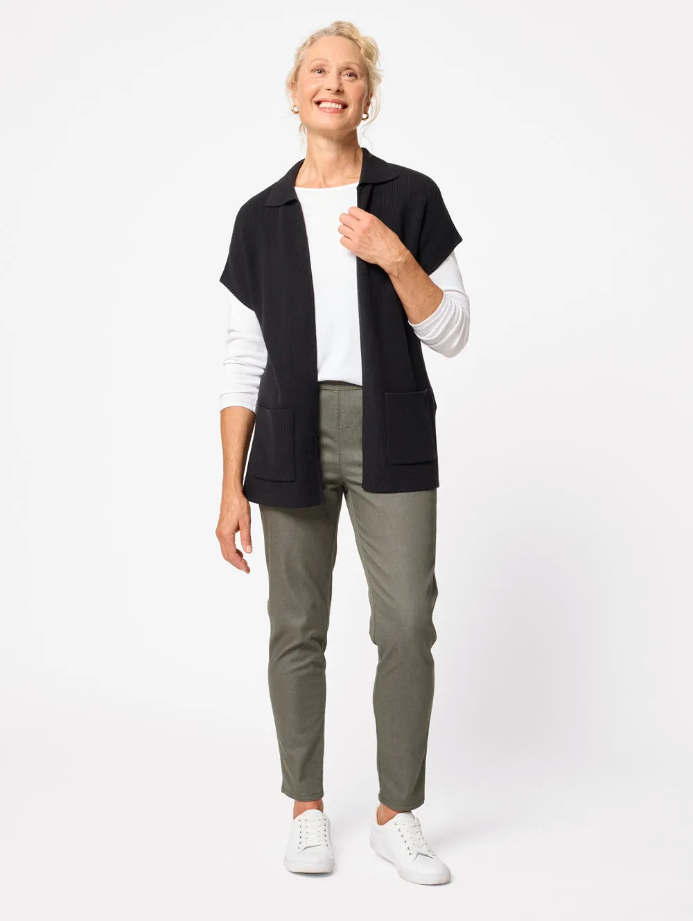 Nicoline Sleeveless Cardigan