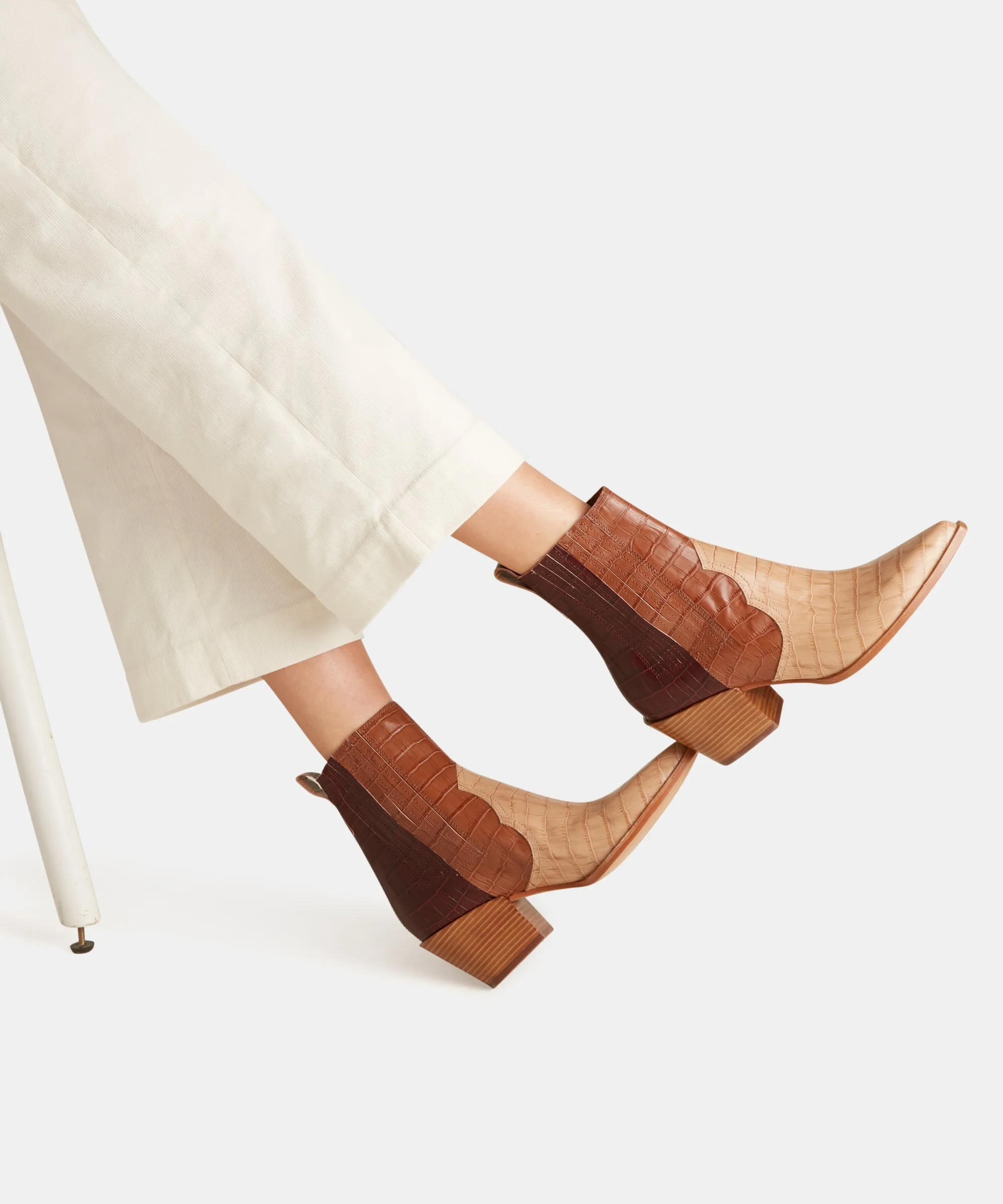 SERNA BOOTIES BROWN MULTI CROCO PRINT LEATHER - re:vita