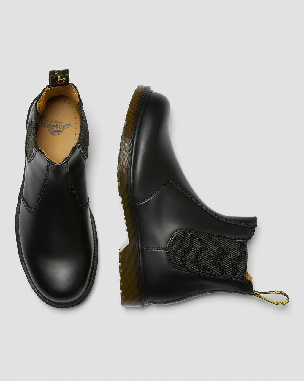Unisex 2976 Smooth Leather Chelsea Boots Black Smooth
