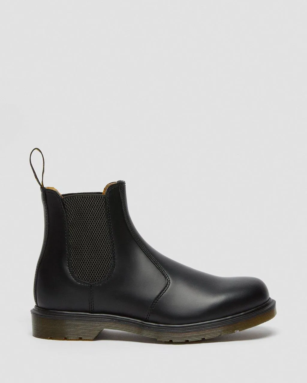 Unisex 2976 Smooth Leather Chelsea Boots Black Smooth